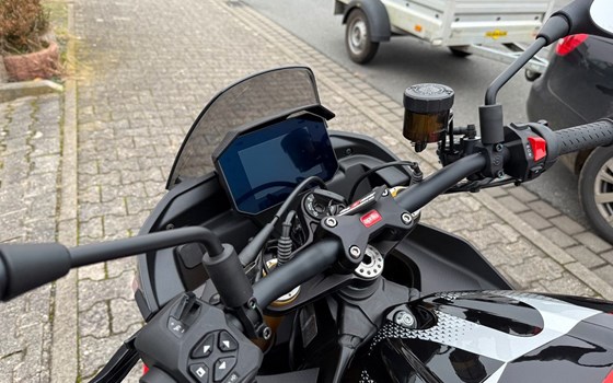 Gebrauchtmotorrad Aprilia Tuono V4 1100 Factory - Bild 13
