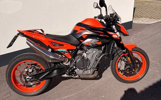 Gebrauchtmotorrad KTM 890 Duke GP - Bild 3