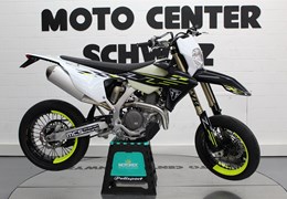 Neumotorrad Triumph TF 450-E