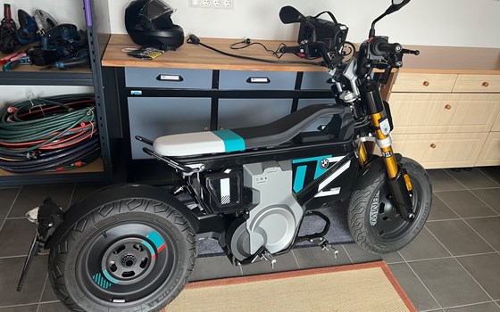 Gebrauchtmotorrad BMW CE 02 11kW - Bild 3