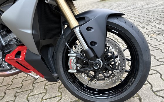 Gebrauchtmotorrad Ducati Streetfighter V2 - Bild 12