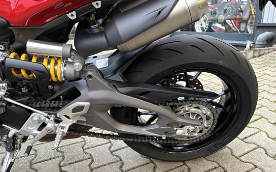 Gebrauchtmotorrad Ducati Streetfighter V2 - Bild 16