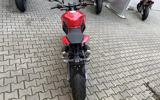 Gebrauchtmotorrad Ducati Streetfighter V2 - Bild 5