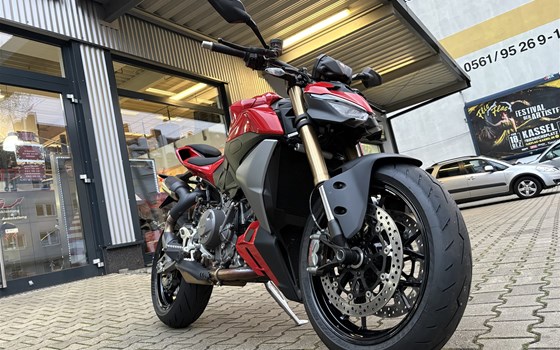 Gebrauchtmotorrad Ducati Streetfighter V2 - Bild 6