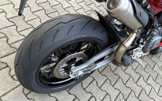 Gebrauchtmotorrad Ducati Streetfighter V2 - Bild 9