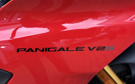 Gebrauchtmotorrad Ducati Panigale V2 S - Bild 10