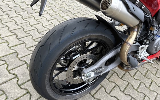 Gebrauchtmotorrad Ducati Panigale V2 S - Bild 9