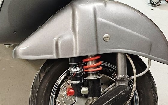 Gebrauchtmotorrad Vespa 125 Primavera - Bild 4