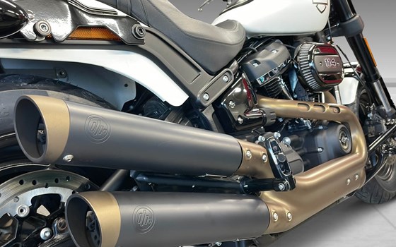 Motorrad Occasion Harley-Davidson Softail Fat Bob 114 FXFBS - Bild 9