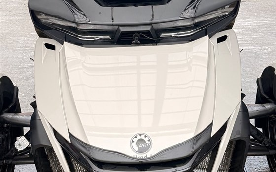 Gebrauchtmotorrad Can-Am Spyder RT - Bild 1