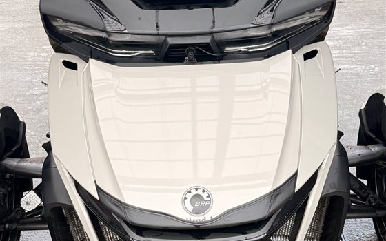 Gebrauchtmotorrad Can-Am Spyder RT - Bild 1