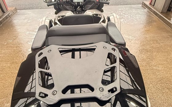 Gebrauchtmotorrad Can-Am Spyder RT - Bild 22