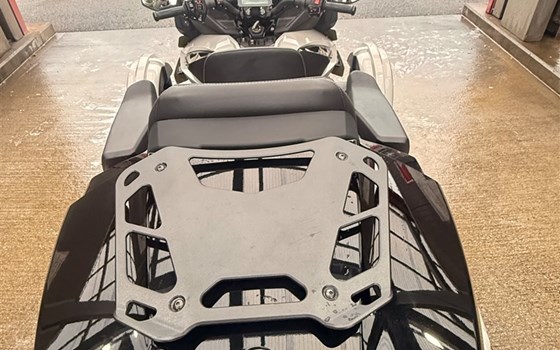 Gebrauchtmotorrad Can-Am Spyder RT - Bild 22