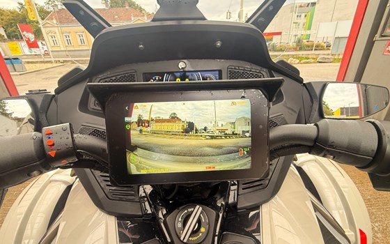 Gebrauchtmotorrad Can-Am Spyder RT - Bild 6