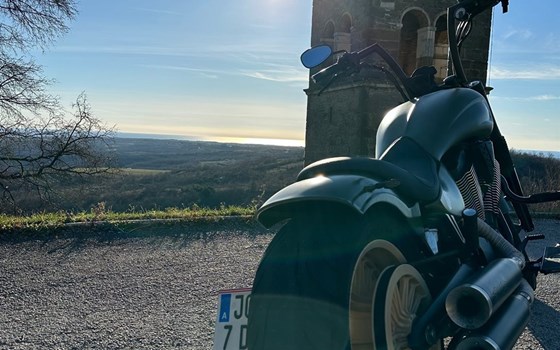 Gebrauchtmotorrad Victory Gunner - Bild 3