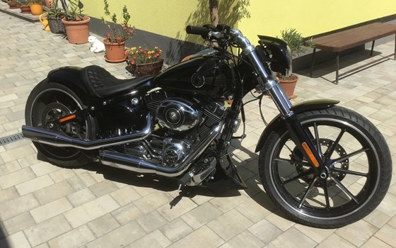 Gebrauchtmotorrad Harley-Davidson Softail Breakout FXSB - Bild 3
