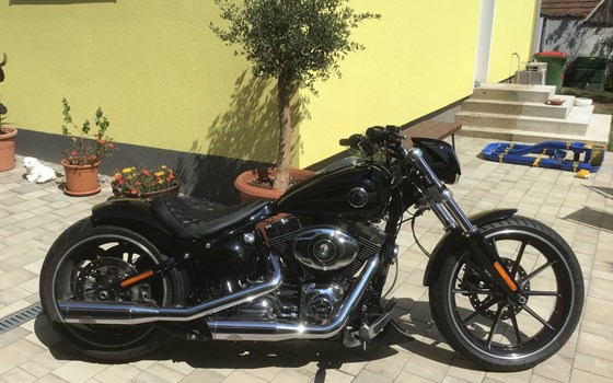 Gebrauchtmotorrad Harley-Davidson Softail Breakout FXSB - Bild 6