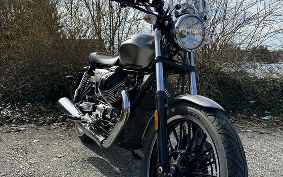 Gebrauchtmotorrad Moto Guzzi V9 Roamer - Bild 4