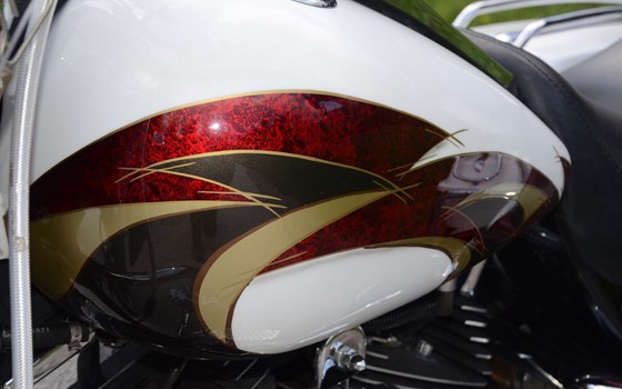 Gebrauchtmotorrad Harley-Davidson Touring Road King FLHR - Bild 9