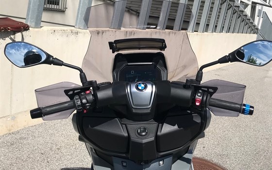 Gebrauchtmotorrad BMW C 400 GT - Bild 4