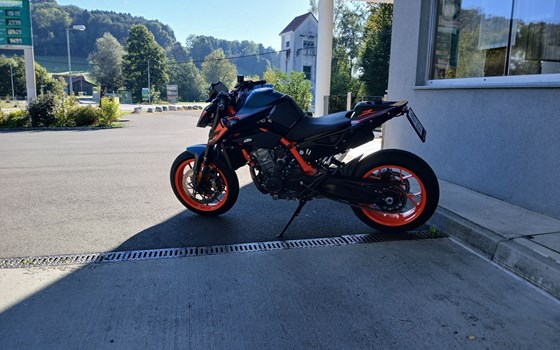 Gebrauchtmotorrad KTM 890 Duke R - Bild 3