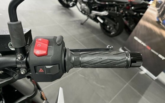 Gebrauchtmotorrad Suzuki GSX-8S - Bild 11