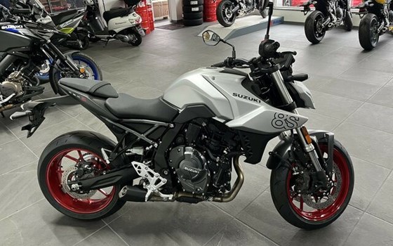 Gebrauchtmotorrad Suzuki GSX-8S - Bild 6