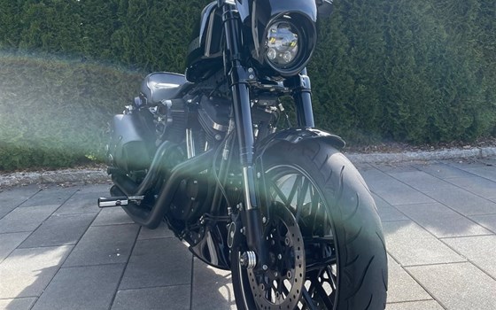 Gebrauchtmotorrad Harley-Davidson Sportster XL 1200CX Roadster - Bild 11