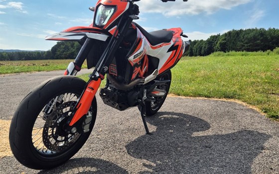 Gebrauchtmotorrad KTM 690 SMC R - Bild 1
