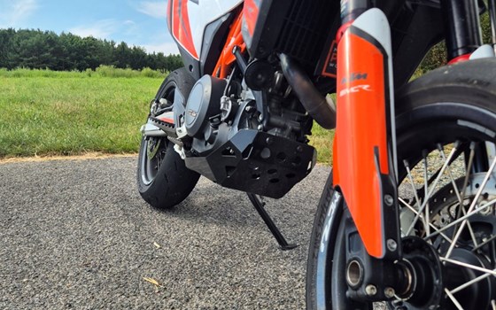 Gebrauchtmotorrad KTM 690 SMC R - Bild 3