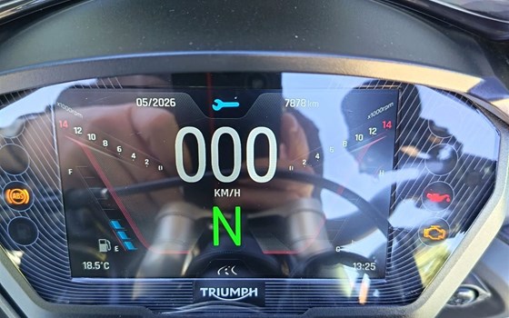 Gebrauchtmotorrad Triumph Street Triple 765 RS - Bild 10