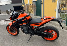Gebrauchte KTM 890 Duke GP