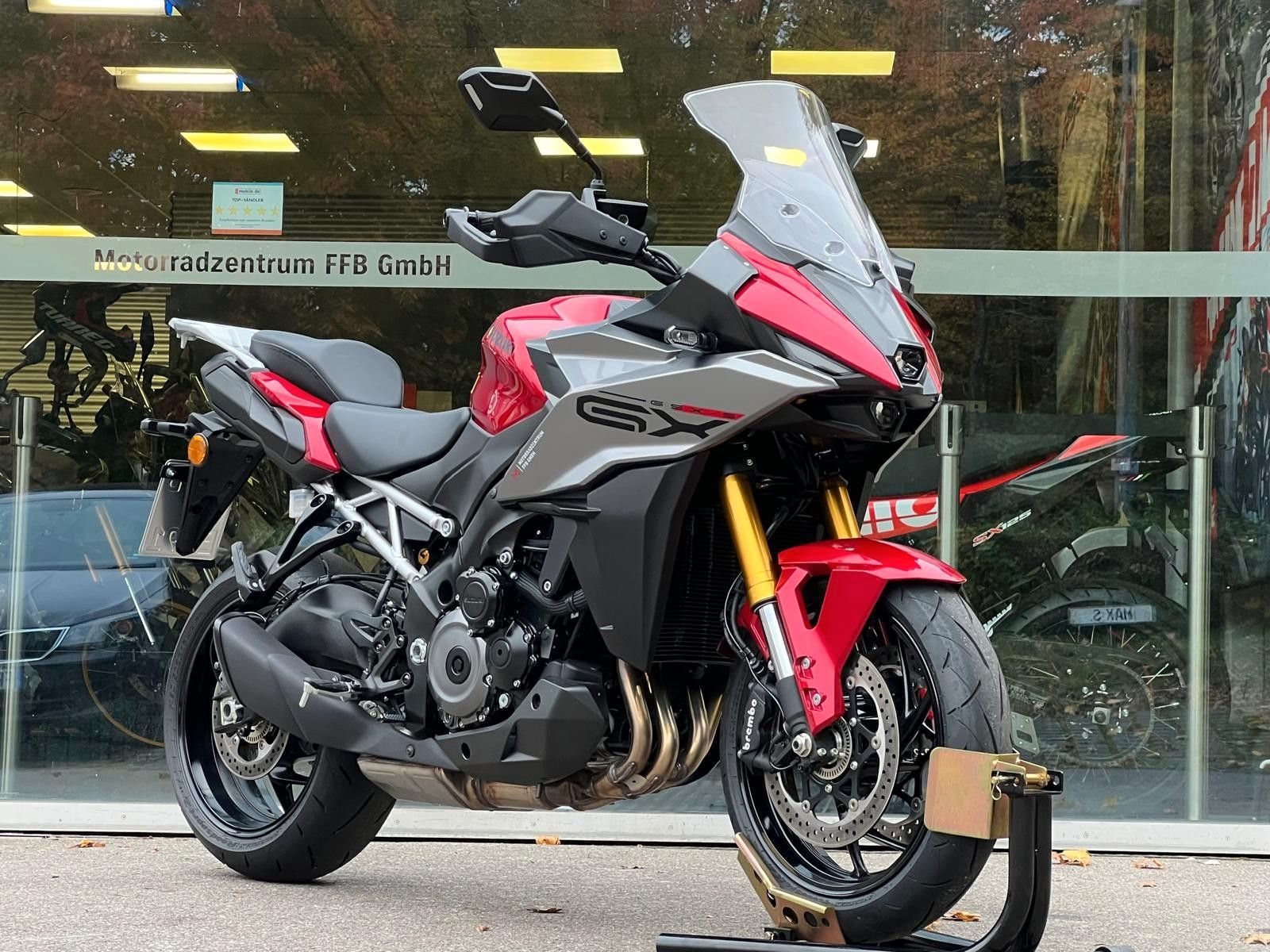Suzuki GSX-S1000GX