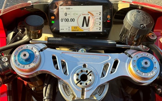 Gebrauchtmotorrad Ducati Panigale V4 R - Bild 4
