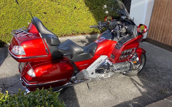 Gebrauchtmotorrad Honda GL 1800 Goldwing Tour - Bild 3