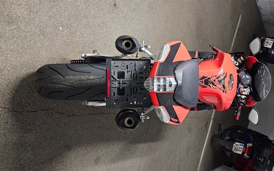 Gebrauchtmotorrad Aprilia RSV 1000 R (RSV Mille R) - Bild 2