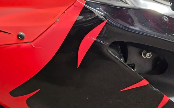 Gebrauchtmotorrad Aprilia RSV 1000 R (RSV Mille R) - Bild 9