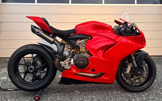 Gebrauchtmotorrad Ducati Panigale V2 - Bild 1