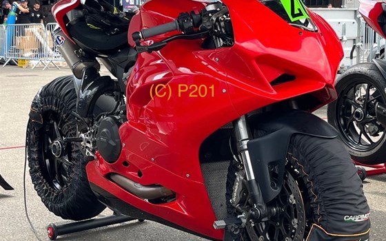 Gebrauchtmotorrad Ducati Panigale V2 - Bild 2