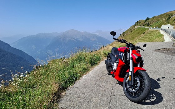 Gebrauchtmotorrad Benda LFC 700 - Bild 1