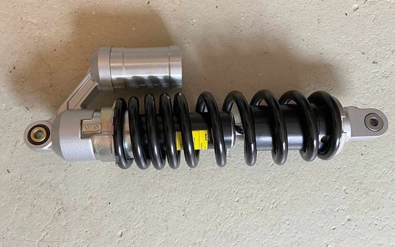 Gebrauchtmotorrad Moto Guzzi V85 TT - Bild 9