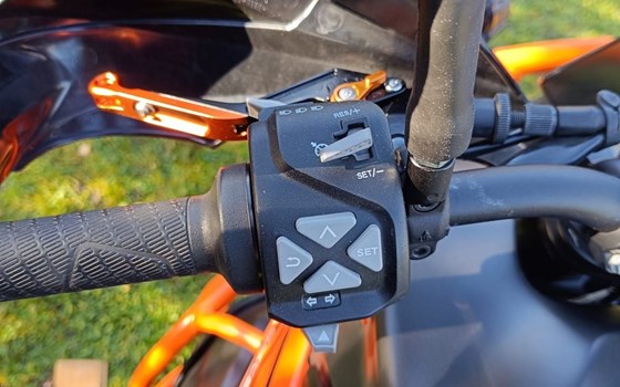 Gebrauchtmotorrad KTM 890 Adventure - Bild 3