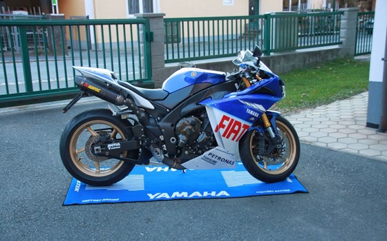 Gebrauchtmotorrad Yamaha YZF-R1SP - Bild 2
