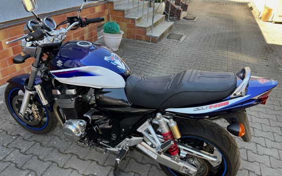 Gebrauchtmotorrad Suzuki GSX 1400 - Bild 3