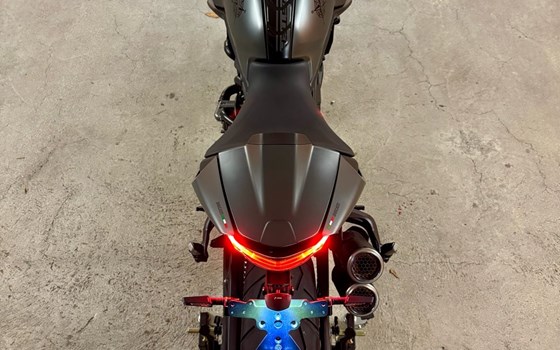 Gebrauchtmotorrad Ducati Monster + - Bild 8