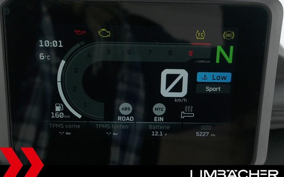 Gebrauchtmotorrad KTM 890 SMT - Bild 12