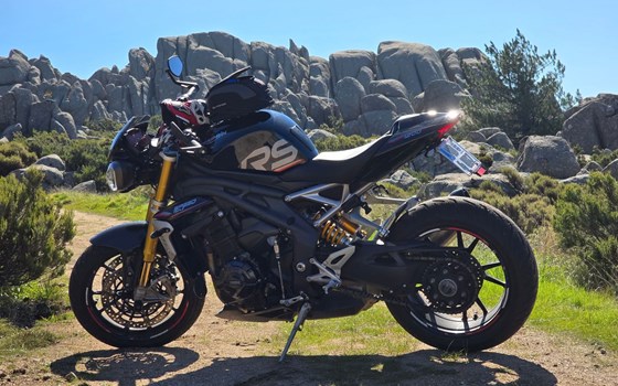 Gebrauchtmotorrad Triumph Speed Triple 1200 RS - Bild 6