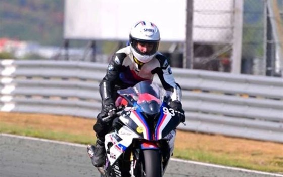 Gebrauchtmotorrad BMW S 1000 RR - Bild 5