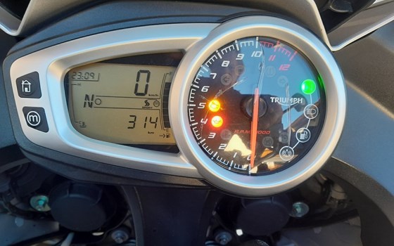 Gebrauchtmotorrad Triumph Tiger Sport 1050 - Bild 2