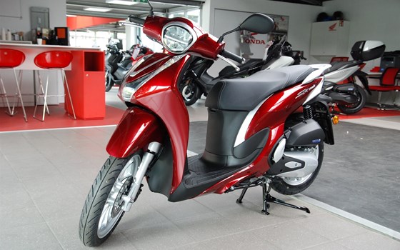 Gebrauchtmotorrad Honda SH Mode 125 - Bild 4